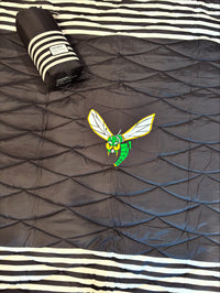 Nomadix Hornet Puffer Blanket