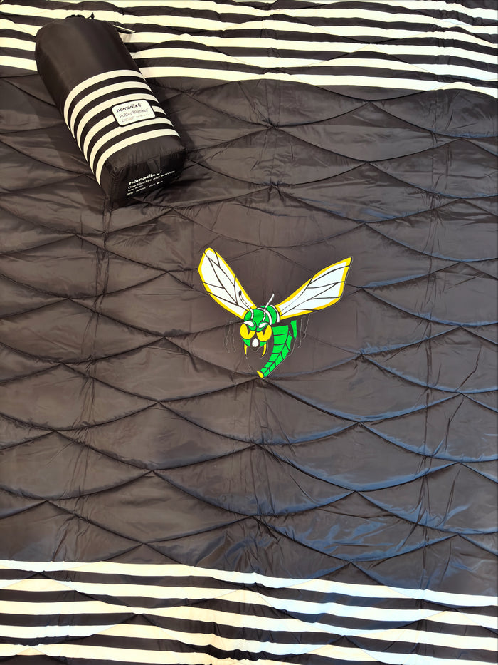 Nomadix Hornet Puffer Blanket